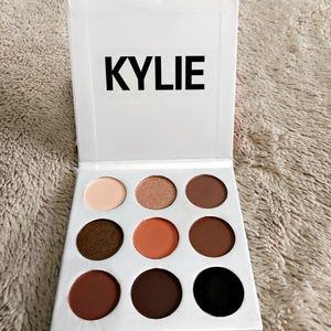 Bronze Eyeshadow Palette